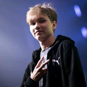 而姆巴佩在 而姆巴佩在