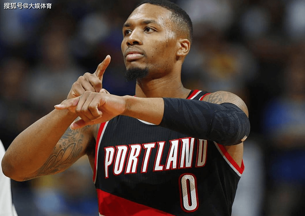 随着比赛的 随着比赛的